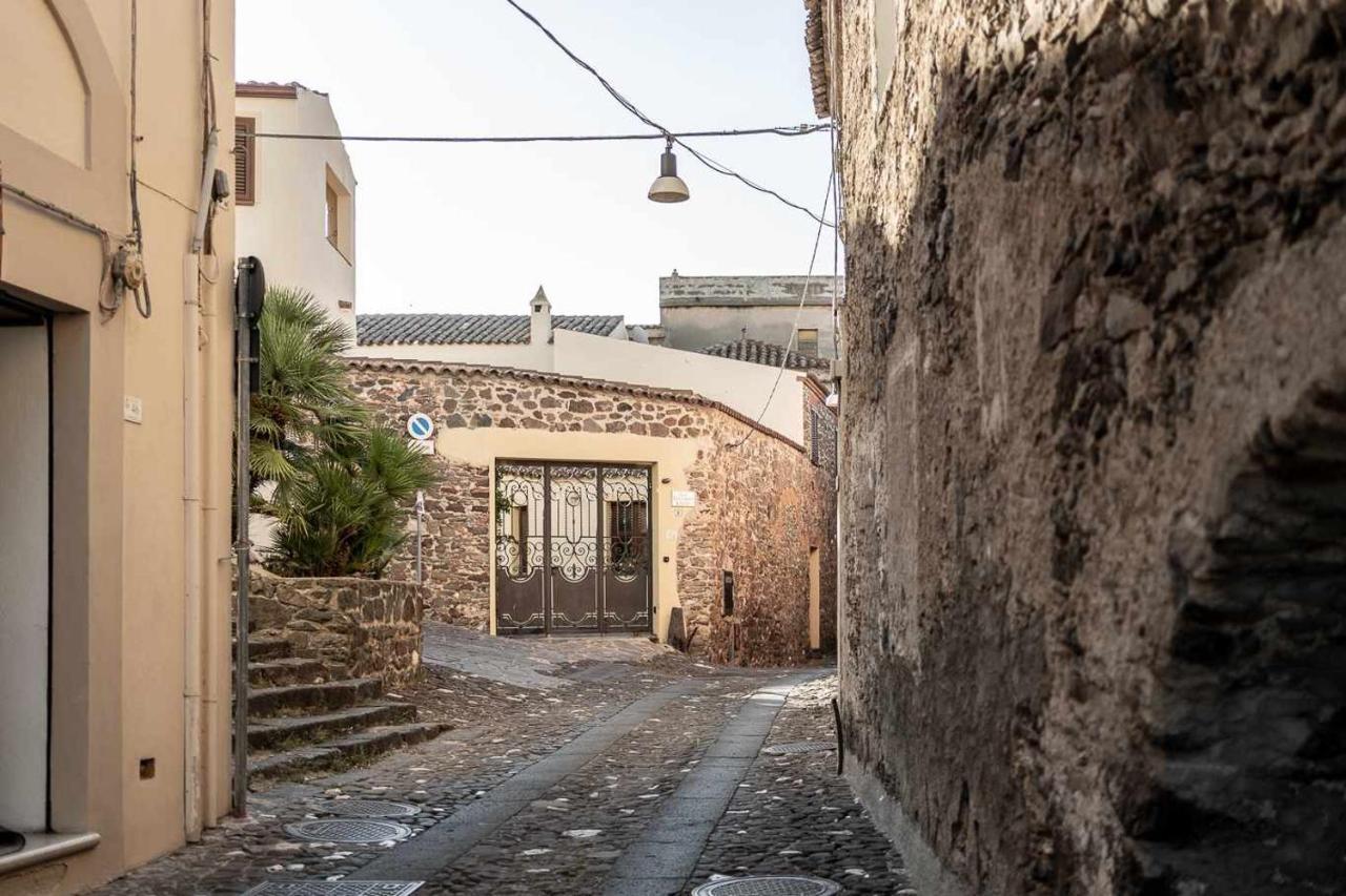 Domo Orise Alloggio In Pieno Centro Orosei Luaran gambar